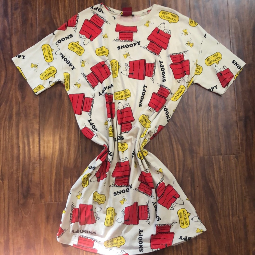 Peanut Licensed Oversized Dress.